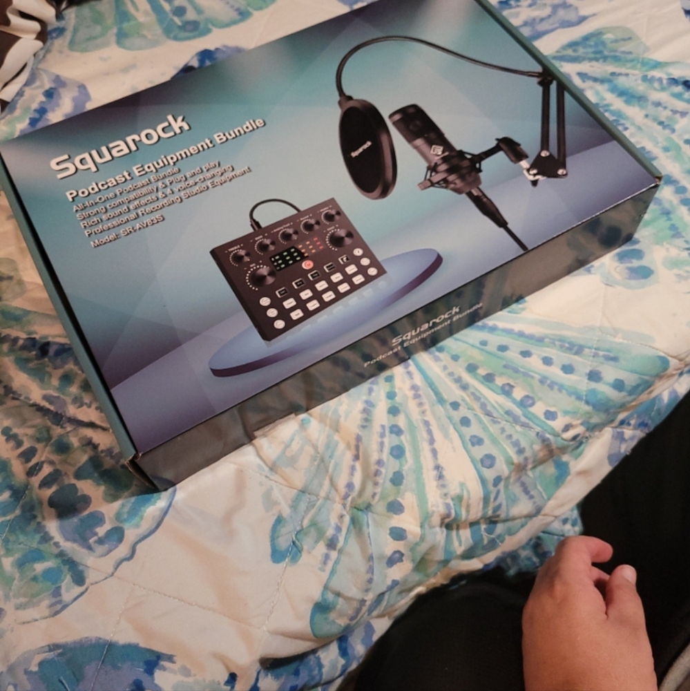 Squarock Podcast Equipment Bundle